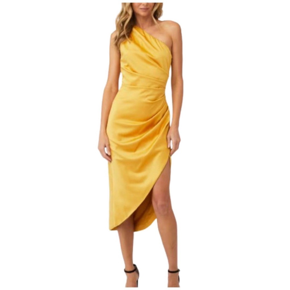 Revolve Elliatt Cassini One Shoulder Ruched Midi Dress Gold M